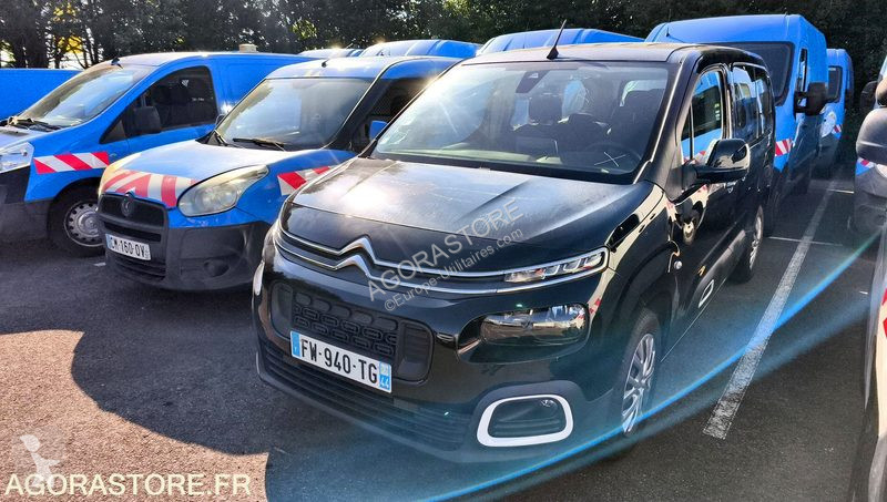 Véhicule utilitaire Citroën BERLINGO