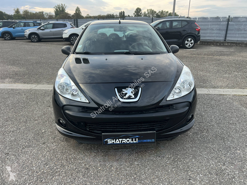 Autoutilitară Peugeot 1.1 i 60ch 4cv 5Portes...