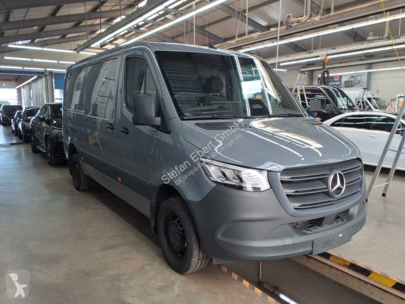 Mercedes 317 CDI Flachdach Schwing Stdh...