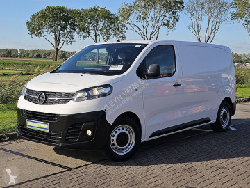 Opel Vivaro 1.5 L2 Navi NAP Euro6 Airco Trekhaak 3-Zits/Leer Camera Oh-Historie!