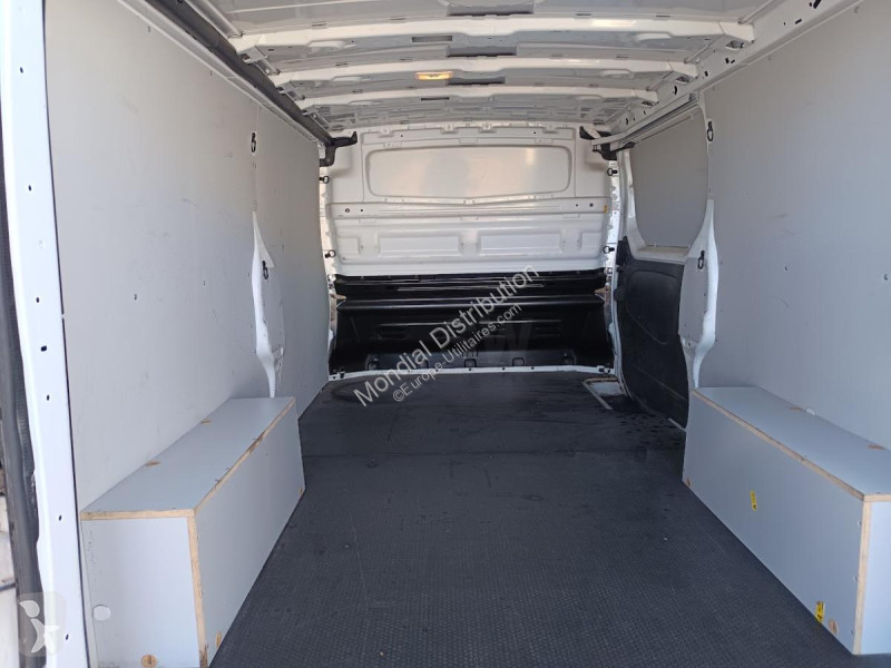 Véhicule utilitaire Renault L2H1 DCI 130
