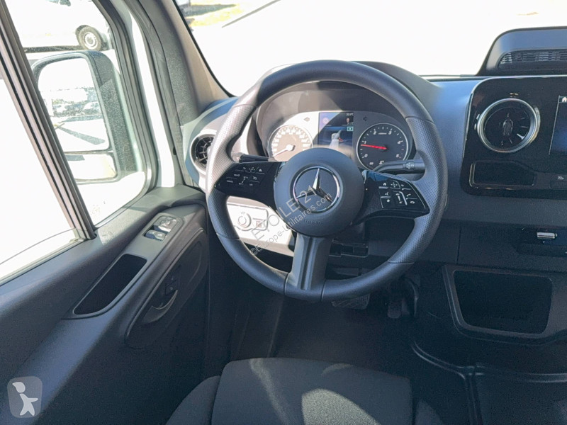 Véhicule utilitaire Mercedes SPRINTER FGN 317...