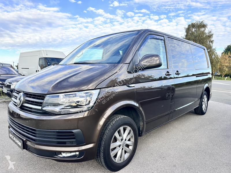 Véhicule utilitaire Volkswagen TRANSPORTER FG...