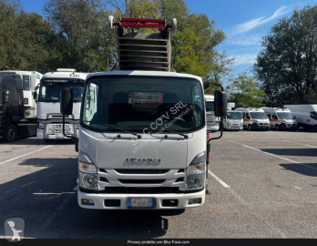 Utilitaire monte-meubles Isuzu