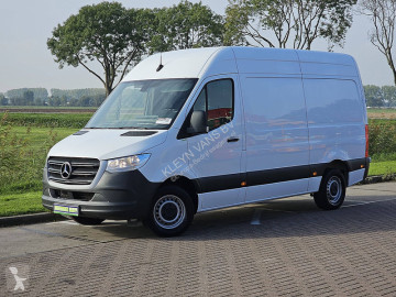 Mercedes Sprinter 317 L2H2 RWD Automaat Airco Mbux Camera Cruise Control Apple Carplay Parkeersensoren 3 Zits Euro6 170 PK!