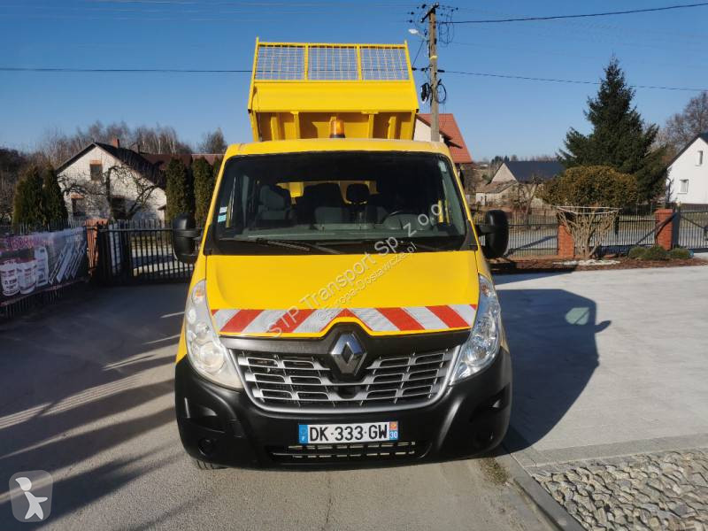 Véhicule utilitaire Renault 2.3 DCI 125