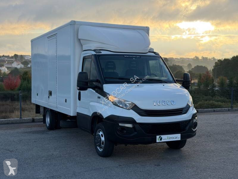 Véhicule utilitaire Iveco
