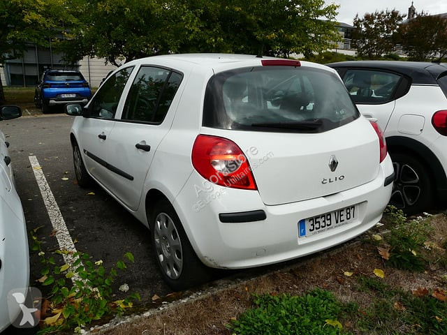 Véhicule utilitaire Renault CLIO