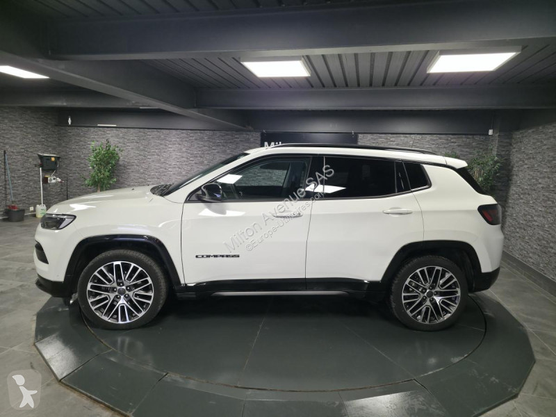Véhicule utilitaire Jeep COMPASS 1.5 Turbo T4...