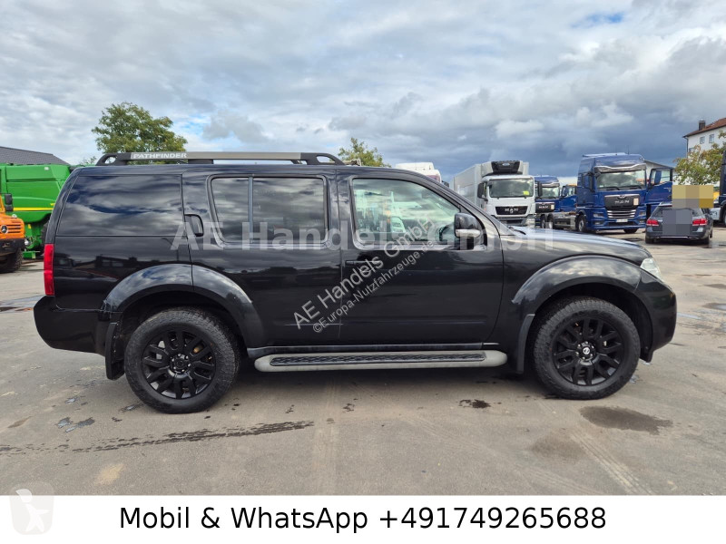 Véhicule utilitaire Nissan 2.5 dCi 4x4...
