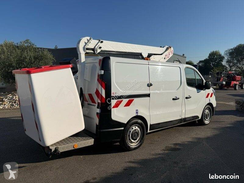 Véhicule utilitaire Renault 2,0L DCI