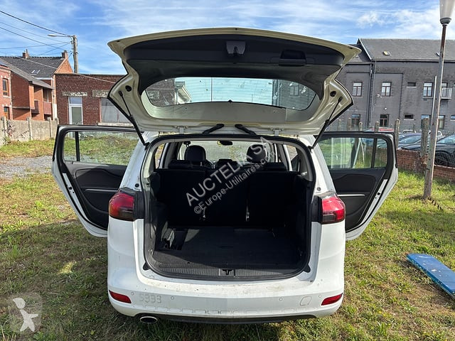 Véhicule utilitaire Opel