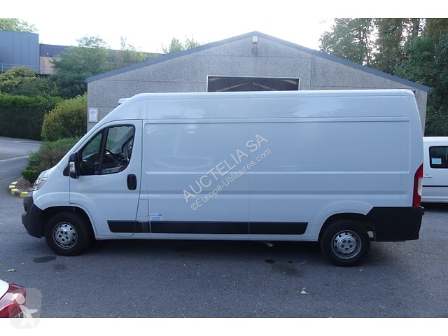 Véhicule utilitaire Opel