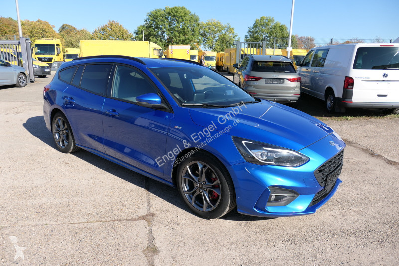 Véhicule utilitaire Ford Focus Turnier ST-Line...