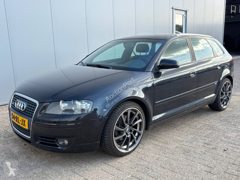 Véhicule utilitaire Audi A3
