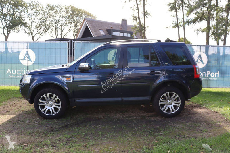 Véhicule utilitaire Land Rover HSE i6
