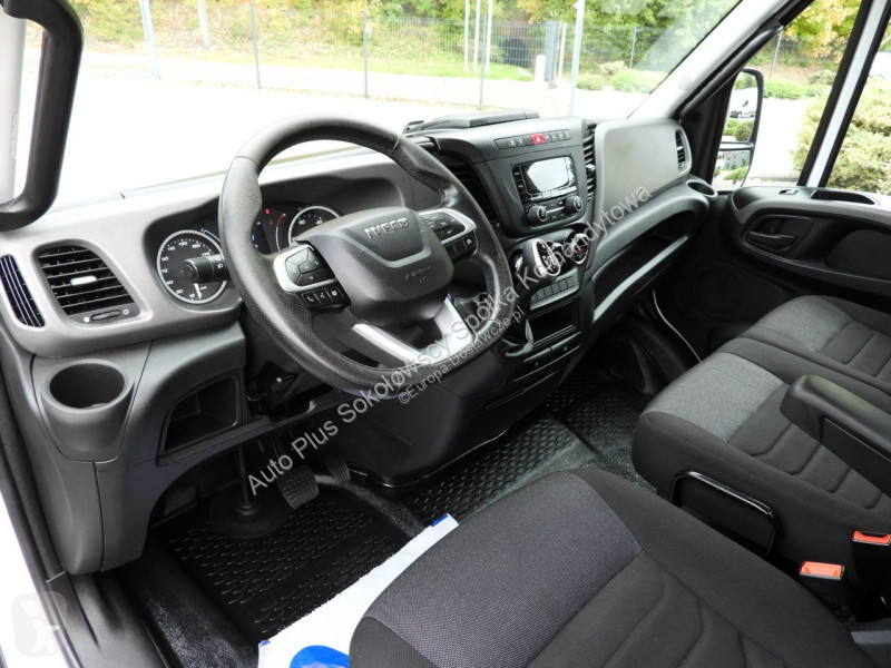 Véhicule utilitaire Iveco 35C16 DAILY