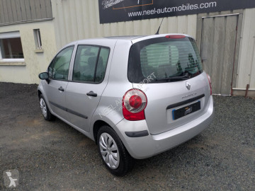 Limuzína Renault