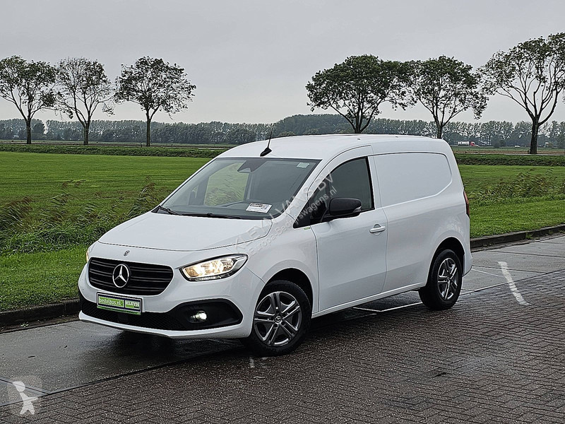 Véhicule utilitaire Mercedes 110 CDI ac carplay...