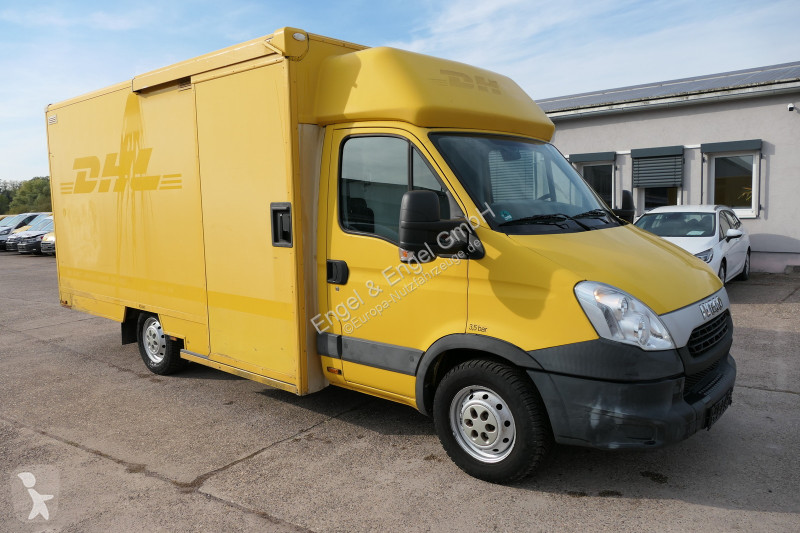Iveco Daily 35 S11 C30C AUTOMATIK KAMERA Regale...