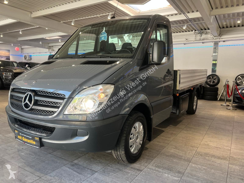 Véhicule utilitaire Mercedes 319 CDI V6...
