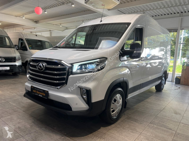 Véhicule utilitaire Maxus 9 L3H2...