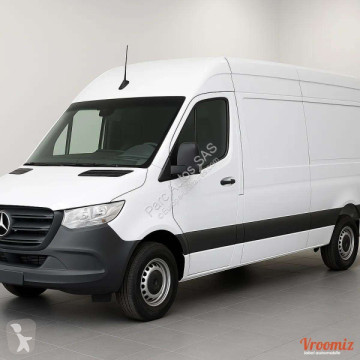 Fourgon Mercedes