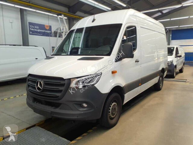 عربة نفعية Mercedes Sprinter 317...