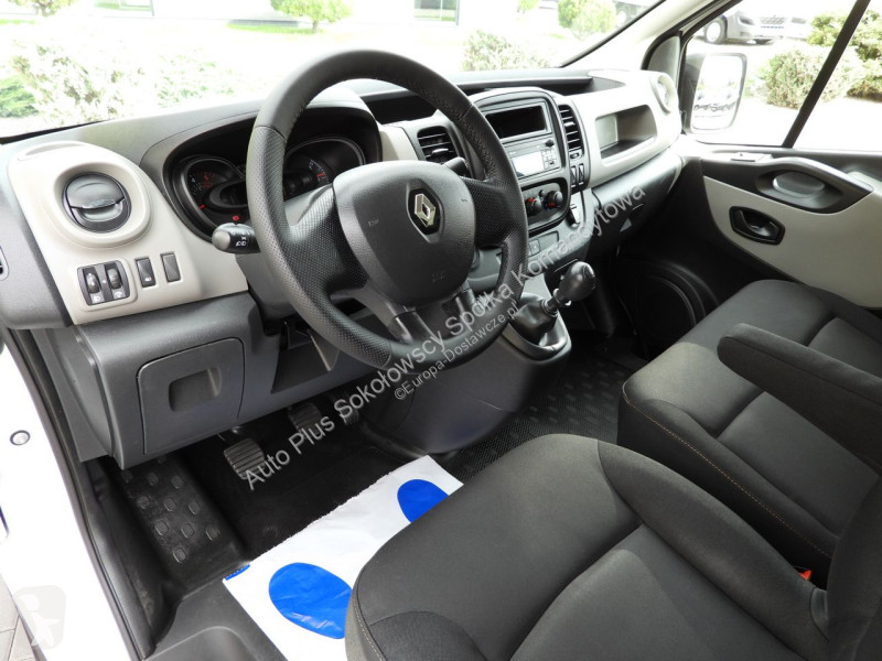 Véhicule utilitaire Renault  TRAFIC
