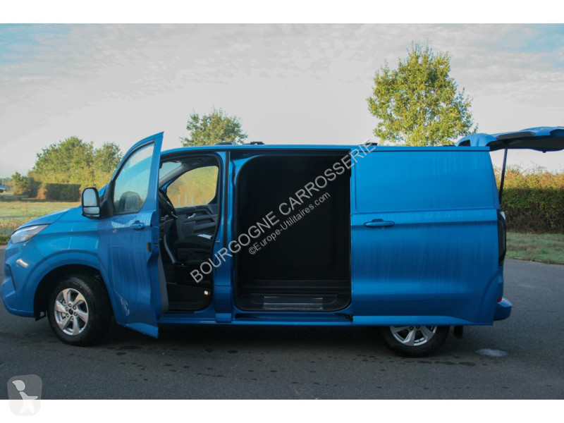 Užitkové vozidlo Ford TRANSIT CUSTOM 2.0...