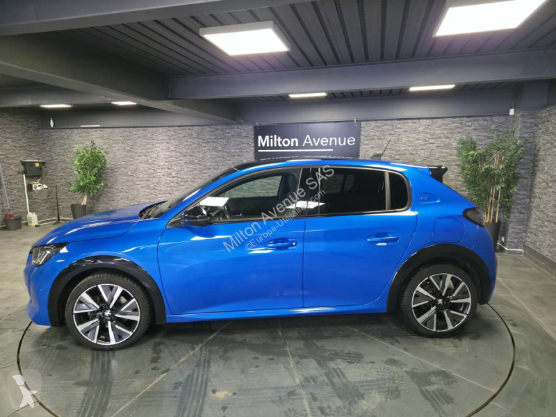 Véhicule utilitaire Peugeot 1.2i PureTech 12V -...