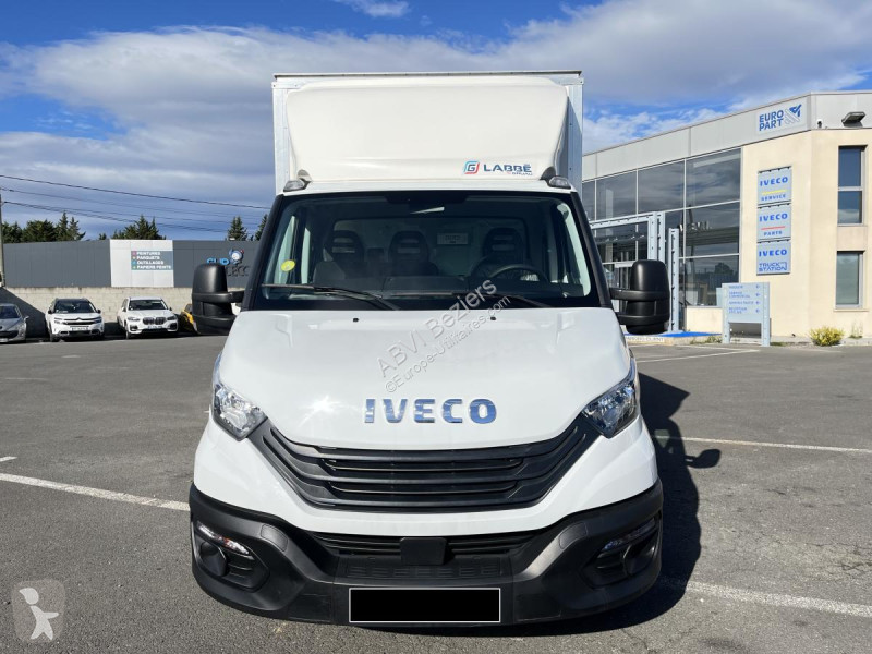 Iveco 35C16H CAISSE LABBE HAYON AUVENT...