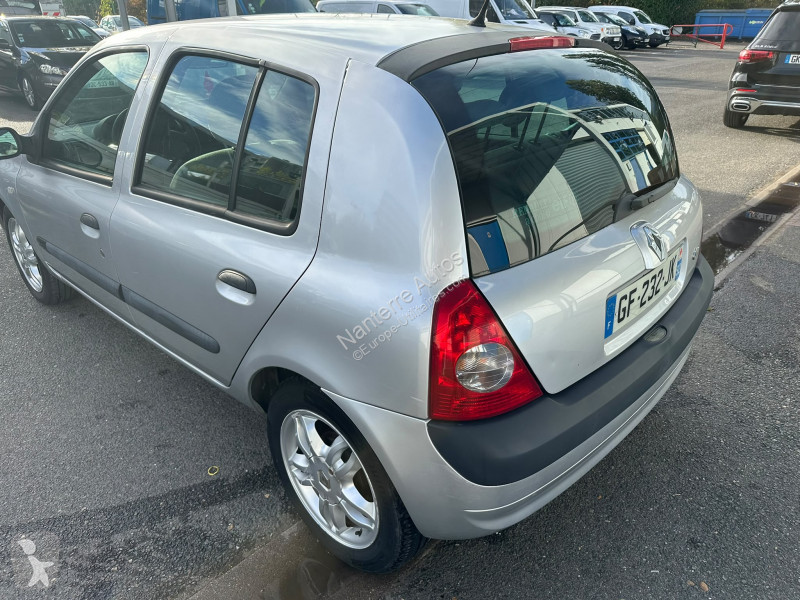 Užitkové vozidlo Renault CLIO II CAR PLAY 1.5...