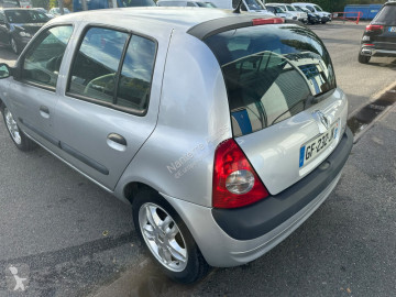 Berline Renault