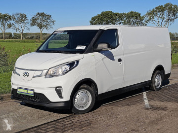 Fourgon Maxus