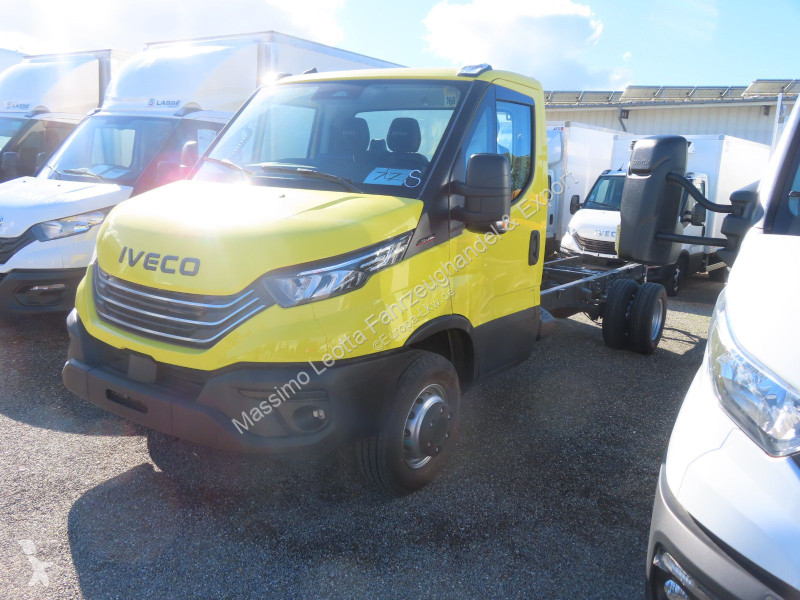 Véhicule utilitaire Iveco 70C18H/P Neufahrzeug...