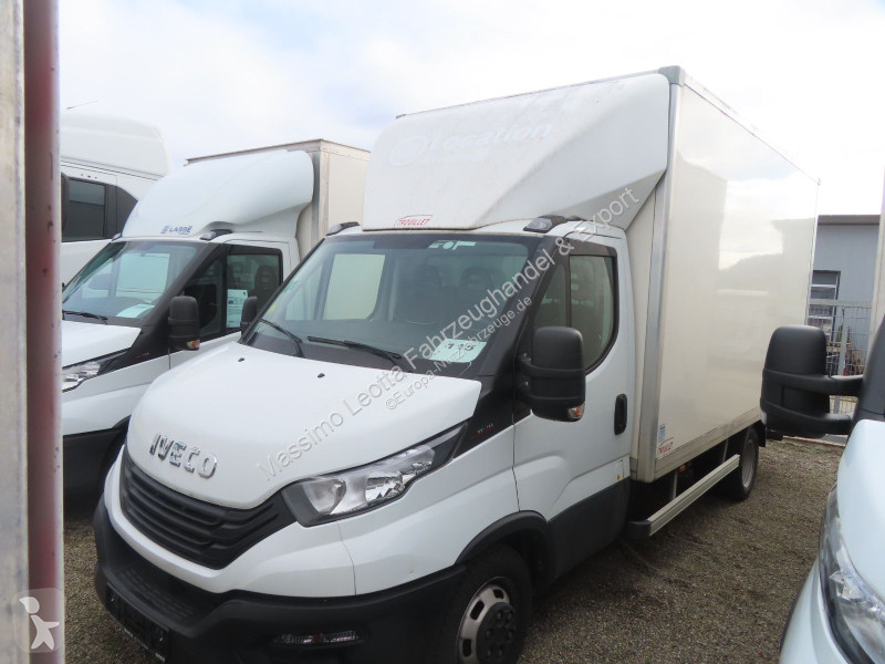 Užitkové vozidlo Iveco 35C16  3,0  Möbelkoffer...