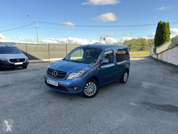 Fourgon Mercedes