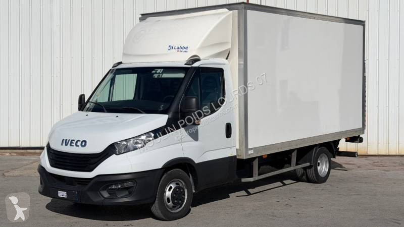 Véhicule utilitaire Iveco 35C16