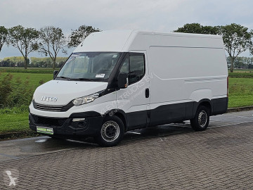 Fourgon Iveco