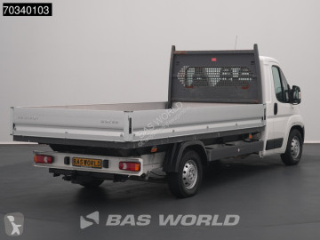 Utilitaire plateau Peugeot
