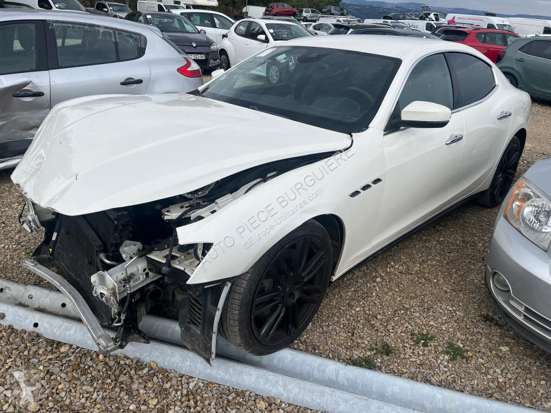 Véhicule utilitaire Maserati 3.0D V6 275 / FW992