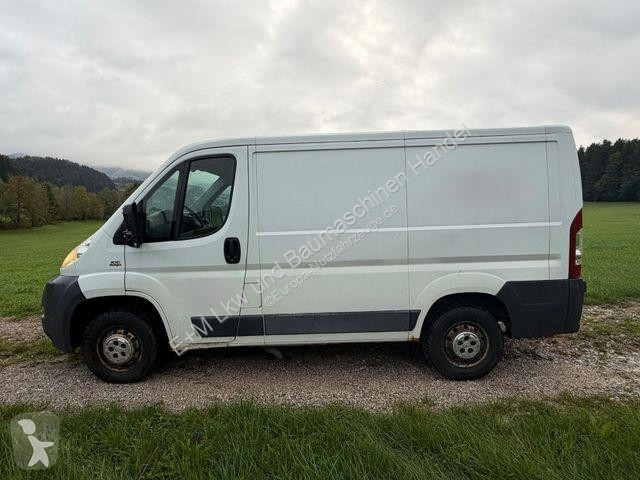 Véhicule utilitaire Fiat Kasten 28 100