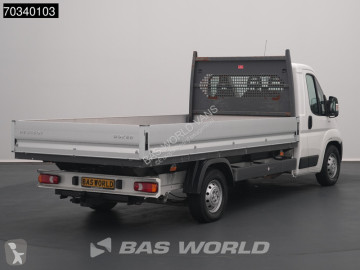Utilitaire plateau Peugeot