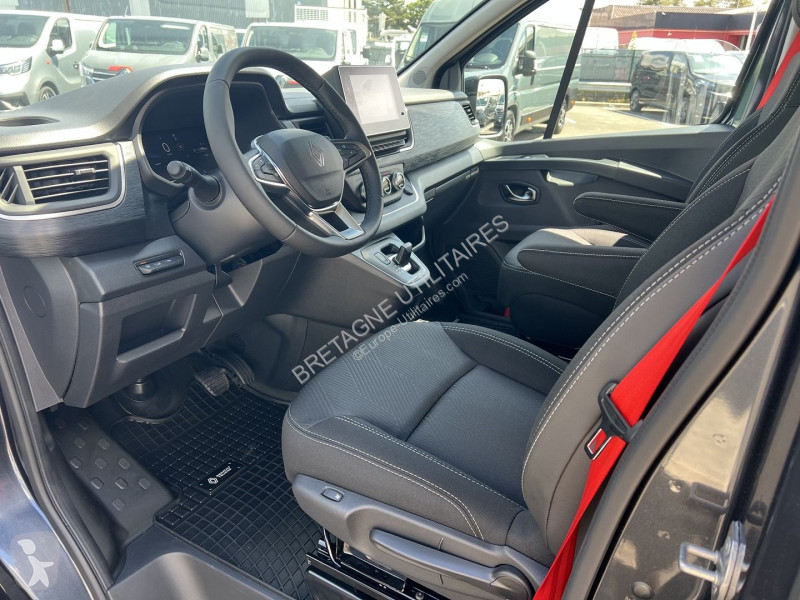 Užitkové vozidlo Renault TRAFIC III FG NEUF:...