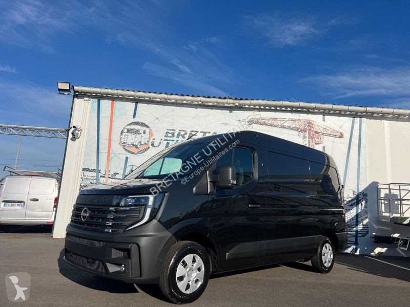 Nissan INTERSTAR FG NEUF: L2H2 3T5 2.0 DCI...