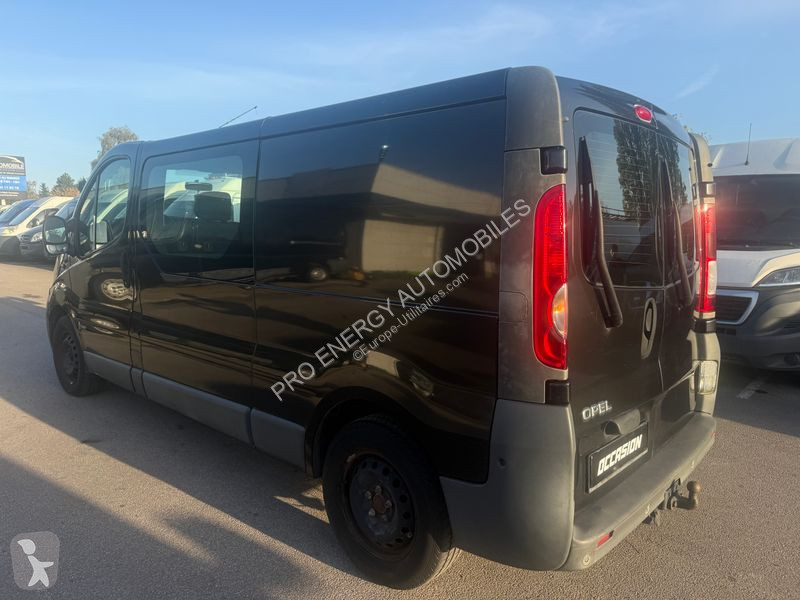 Véhicule utilitaire Opel VIVARO FG F2900 M2...