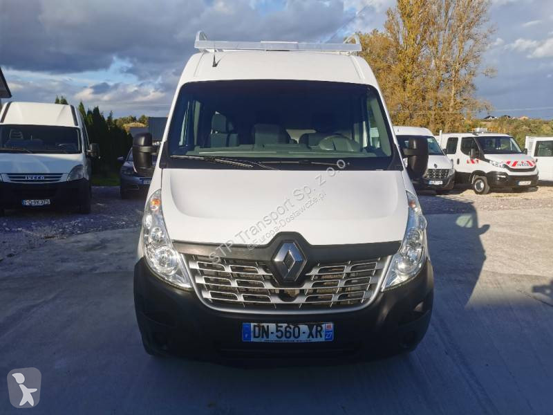 Véhicule utilitaire Renault 2.3 DCI 125