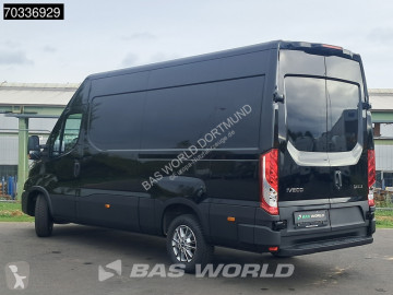 Fourgon Iveco neuf