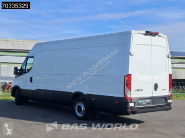 Fourgon utilitaire Iveco
